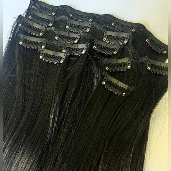 Long Black hair Extensions in straight Hair Clip in set - Picture 3 of 5